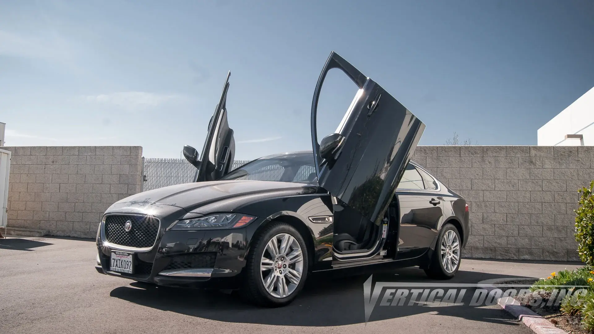 2015-2019 Jaguar XF X260 Bolt-on Vertical Lambo Door Conversion Kit