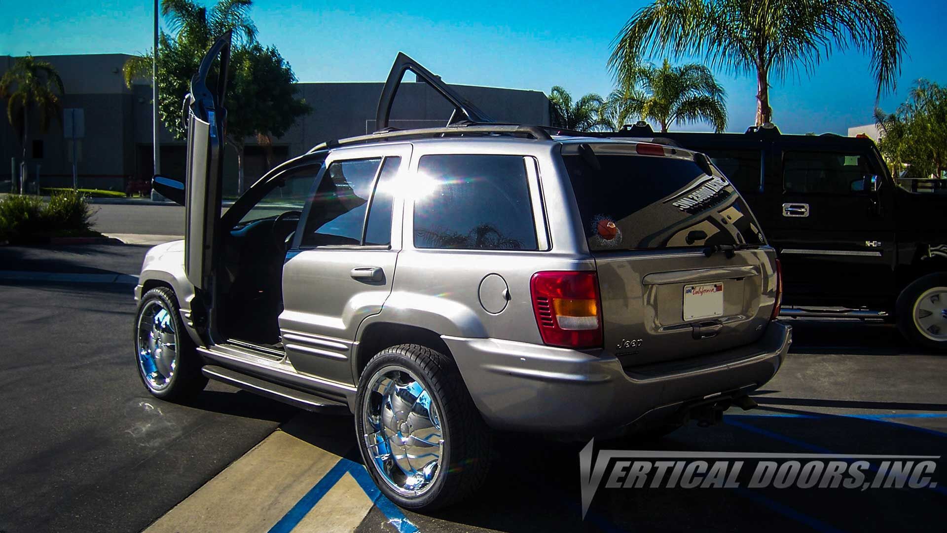 1999-2004 Jeep Cherokee 4DR Bolt-on Vertical Lambo Door Conversion Kit