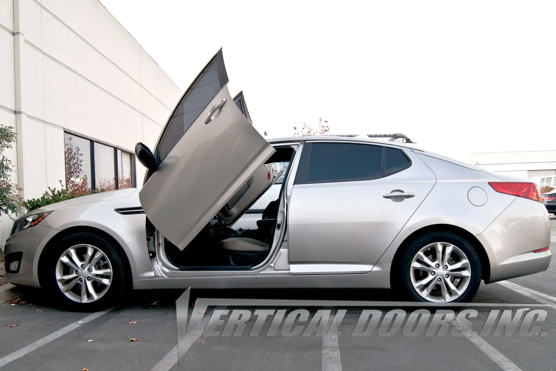 2011-2015 Kia Optima 4DR Bolt-on Vertical Lambo Door Conversion Kit