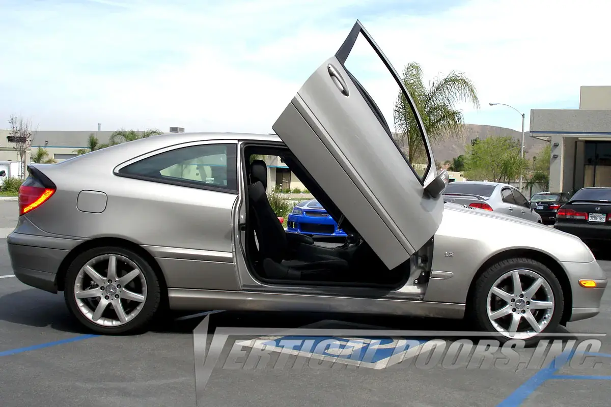 2001-2005 Mercedes C-Class Bolt-on Vertical Lambo Door Conversion Kit