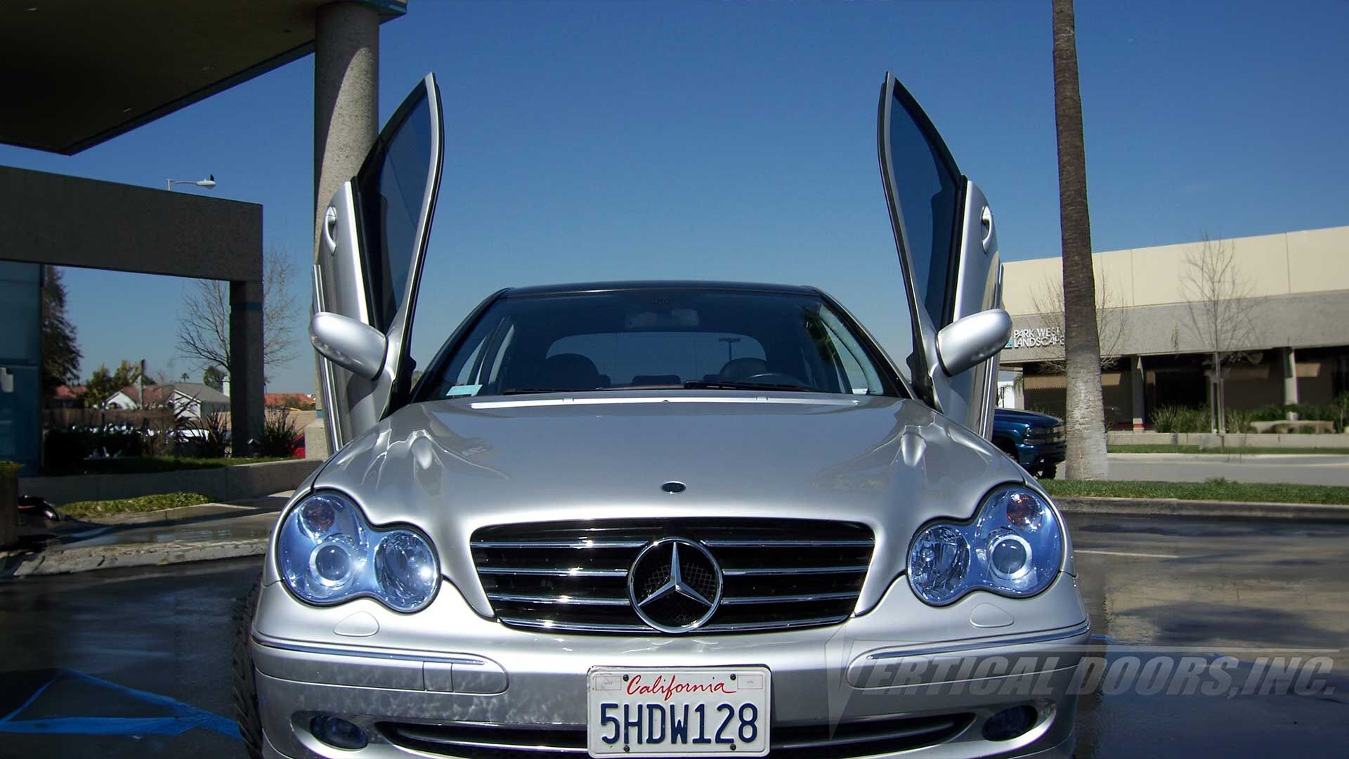 2014-2017 Mercedes CLA Bolt-on Vertical Lambo Door Conversion Kit