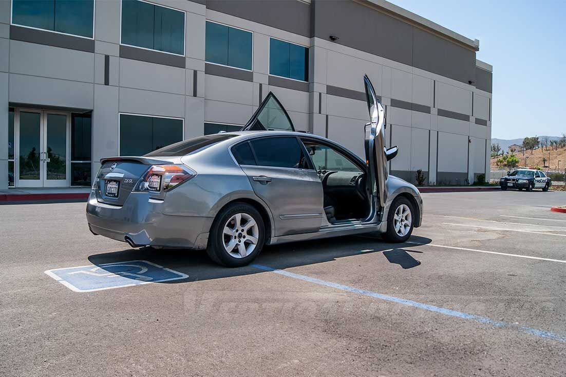2007-2012 Nissan Altima 4DR Bolt-on Vertical Lambo Door Conversion Kit