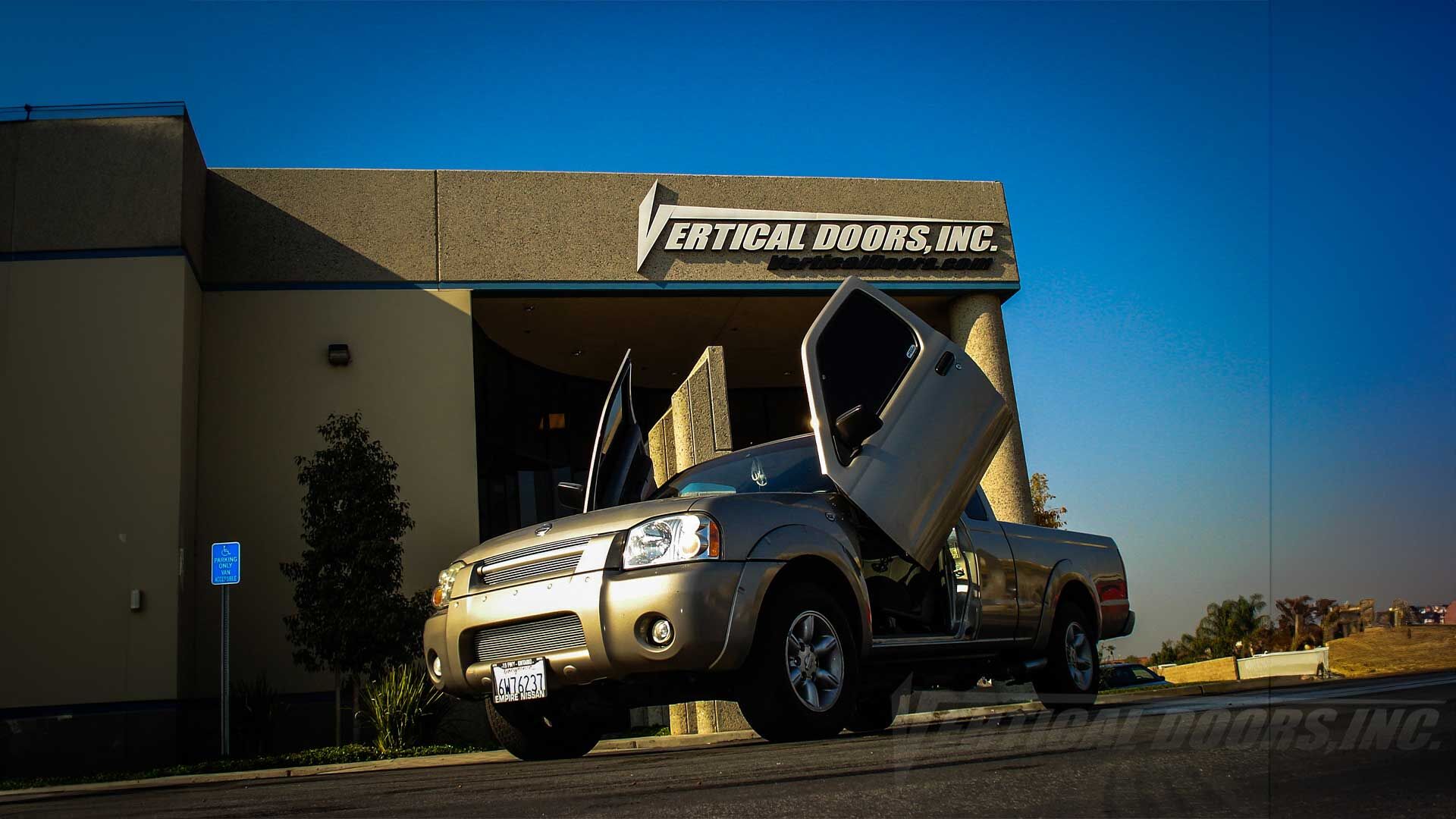 1998-2004 Nissan Frontier Bolt-on Vertical Lambo Door Conversion Kit