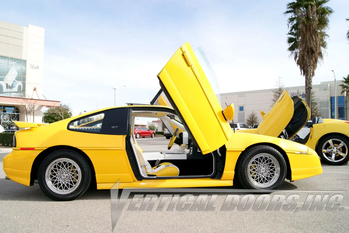 1984-1988 Pontiac Fiero Bolt-on Vertical Lambo Door Conversion Kit