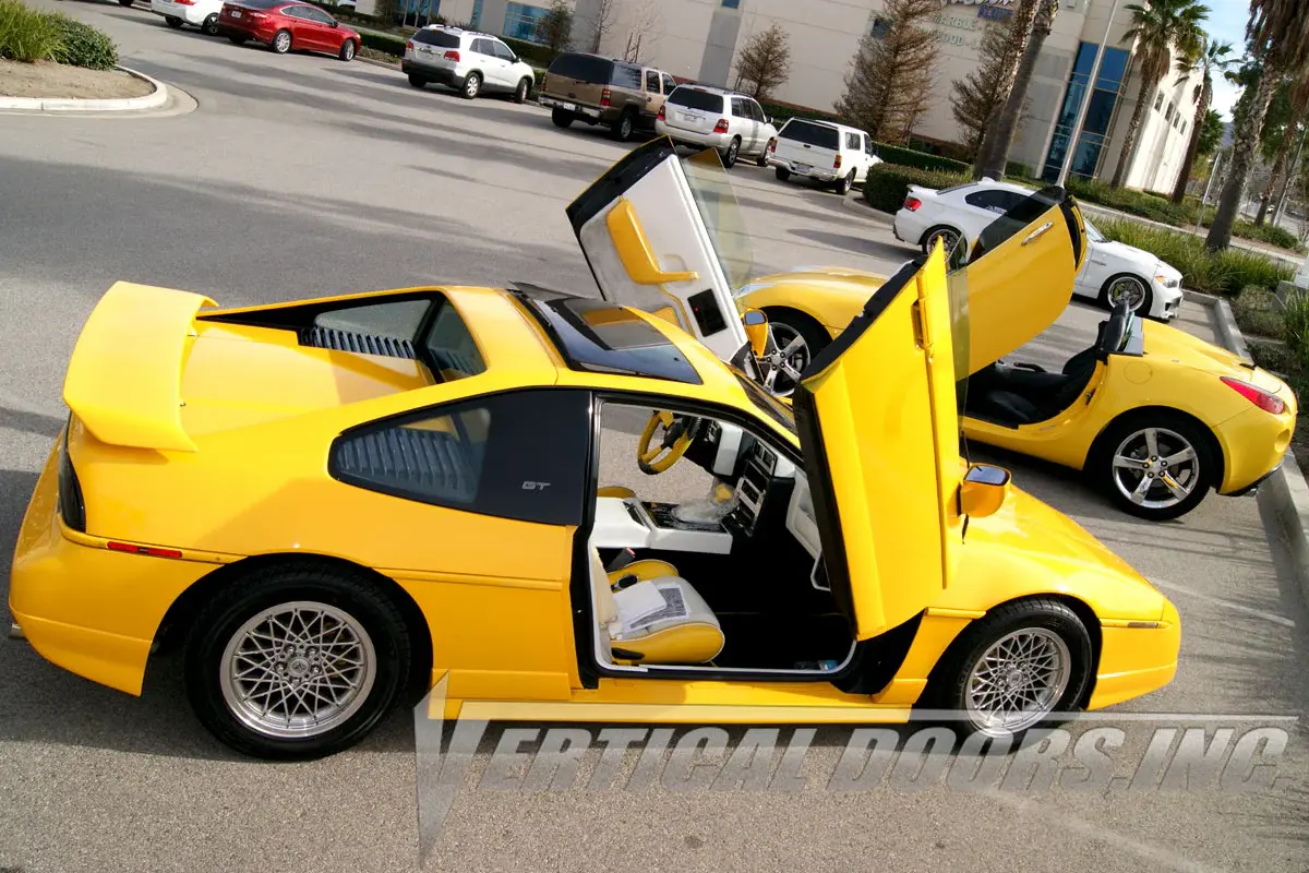 1984-1988 Pontiac Fiero Bolt-on Vertical Lambo Door Conversion Kit