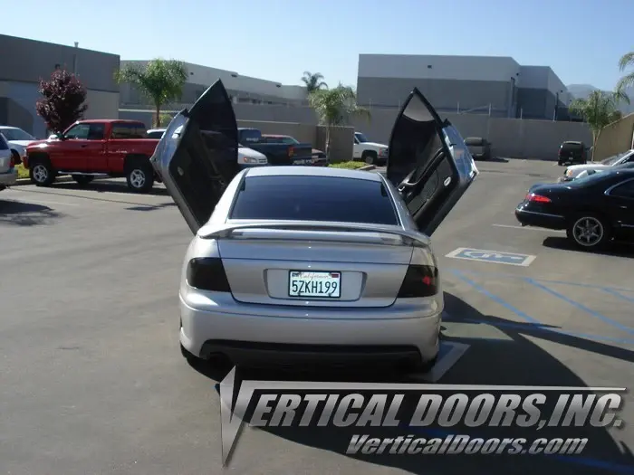 2004-2006 Pontiac GTO Vertical Lambo Door Conversion Kit