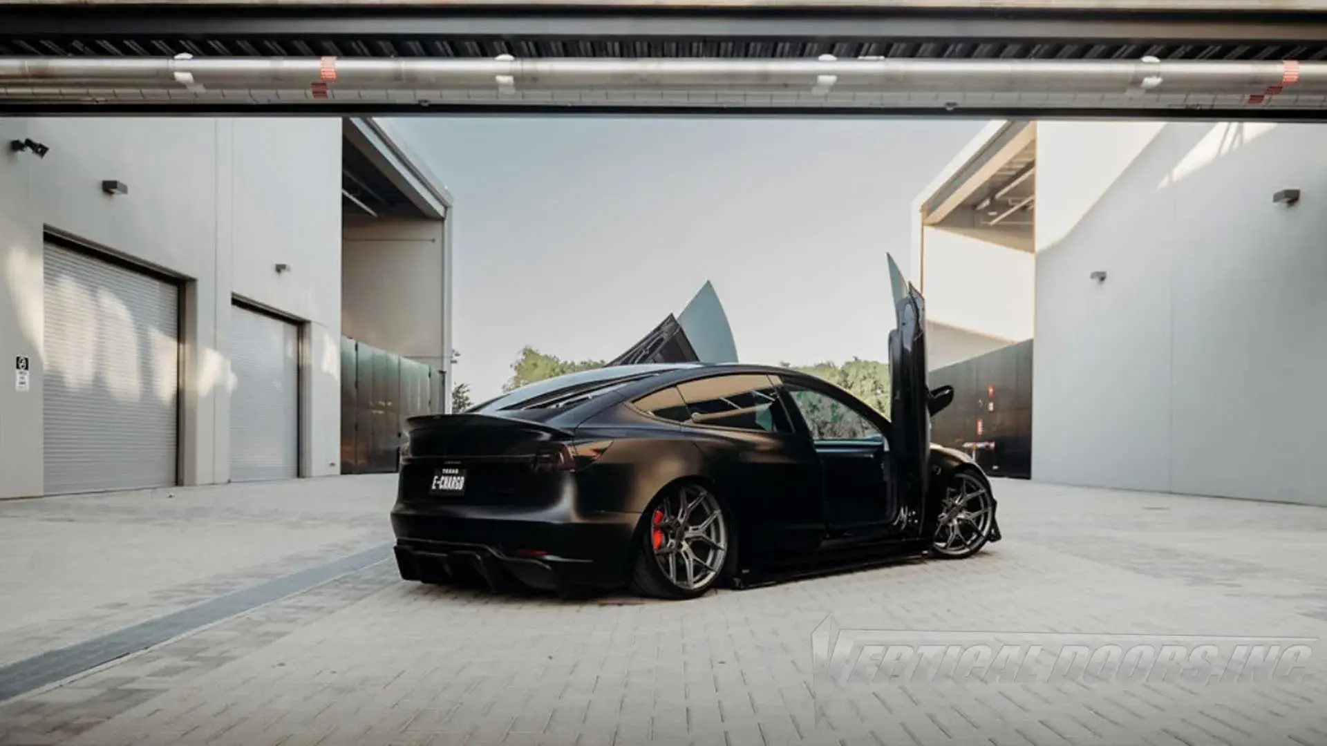 2017-2022 Tesla Model 3 4DR Bolt-on Vertical Lambo Door Conversion Kit