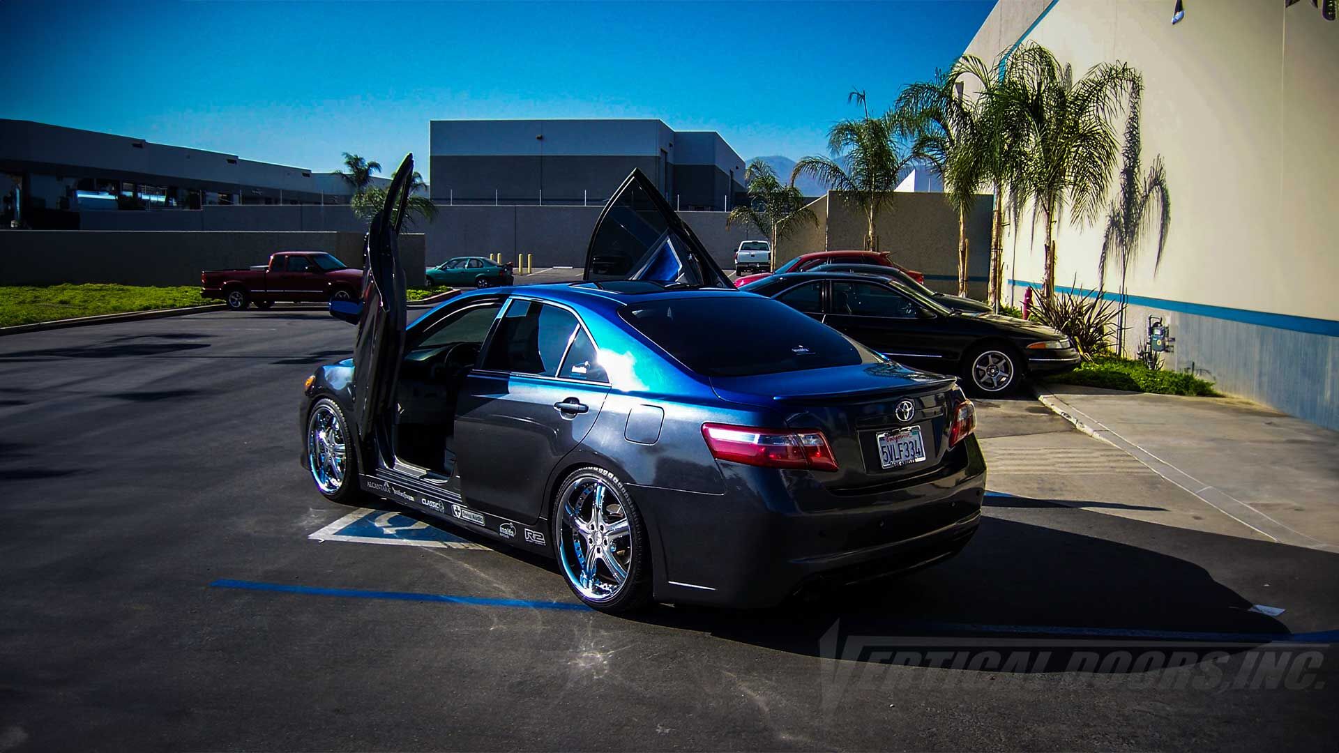 2007-2011 Toyota Camry Bolt-on Vertical Lambo Door Conversion Kit