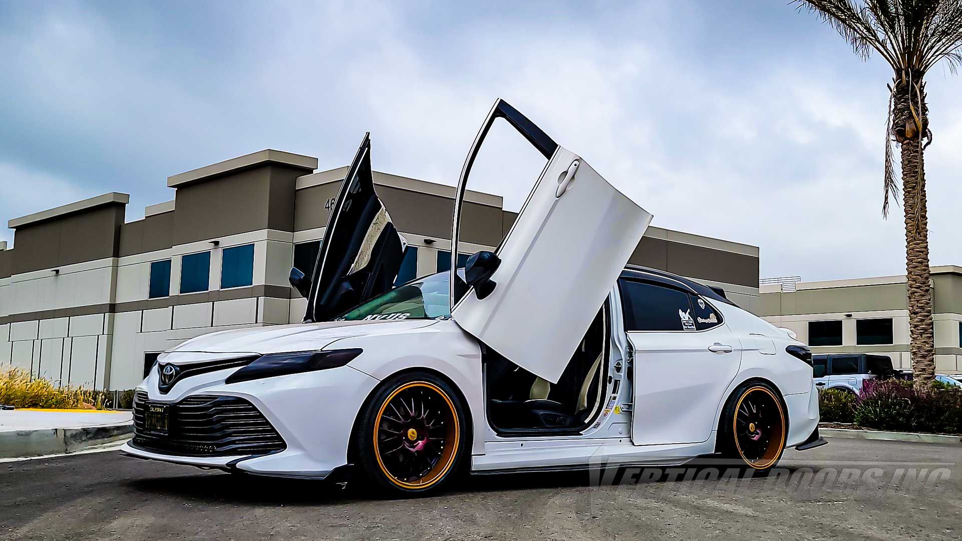 2018-2023 Toyota Camry Bolt-on Vertical Lambo Door Conversion Kit
