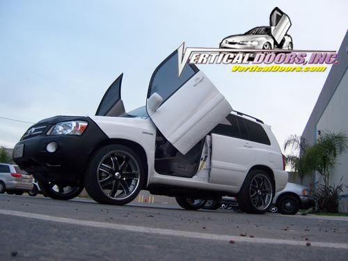 2001-2007 Toyota Highlander BoltOn Vertical Lambo Door Conversion