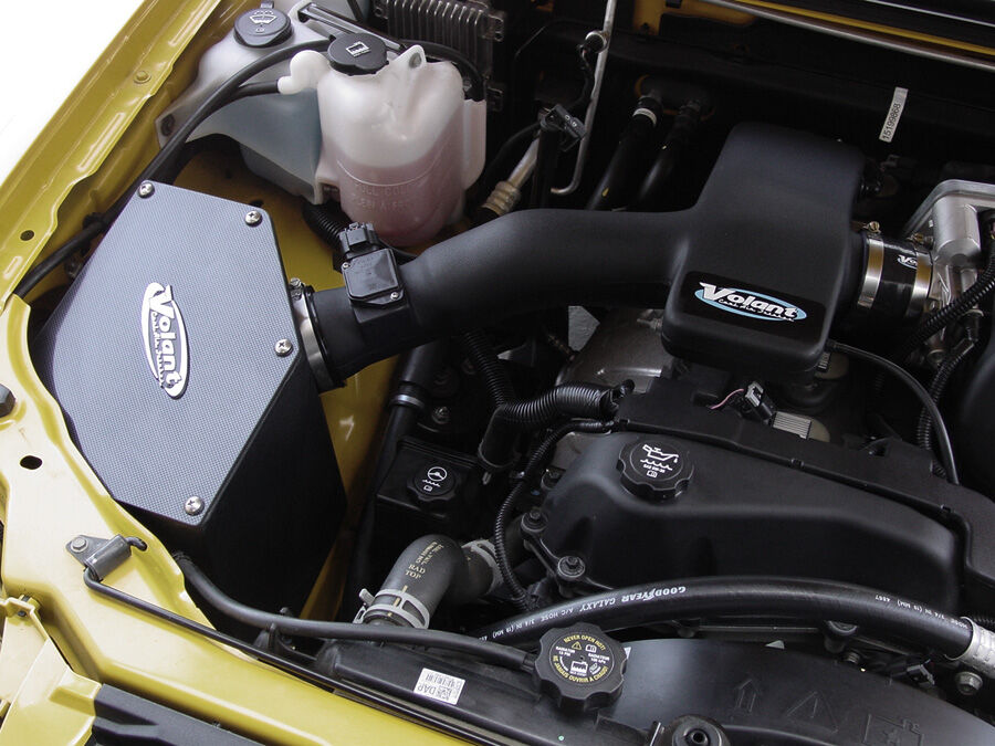 2004-2006 Chevy Colorado 3.5L Volant Cold Air Intake System w/Air-Box