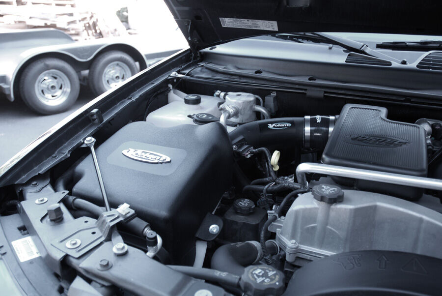 2006-2008 Chevy Trailblazer 4.2L Volant Cold Air Intake System w/Air-Box