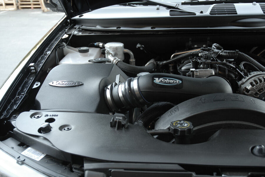 2005-2008 GMC Envoy 5.3L Volant Cold Air Intake System w/Air-Box