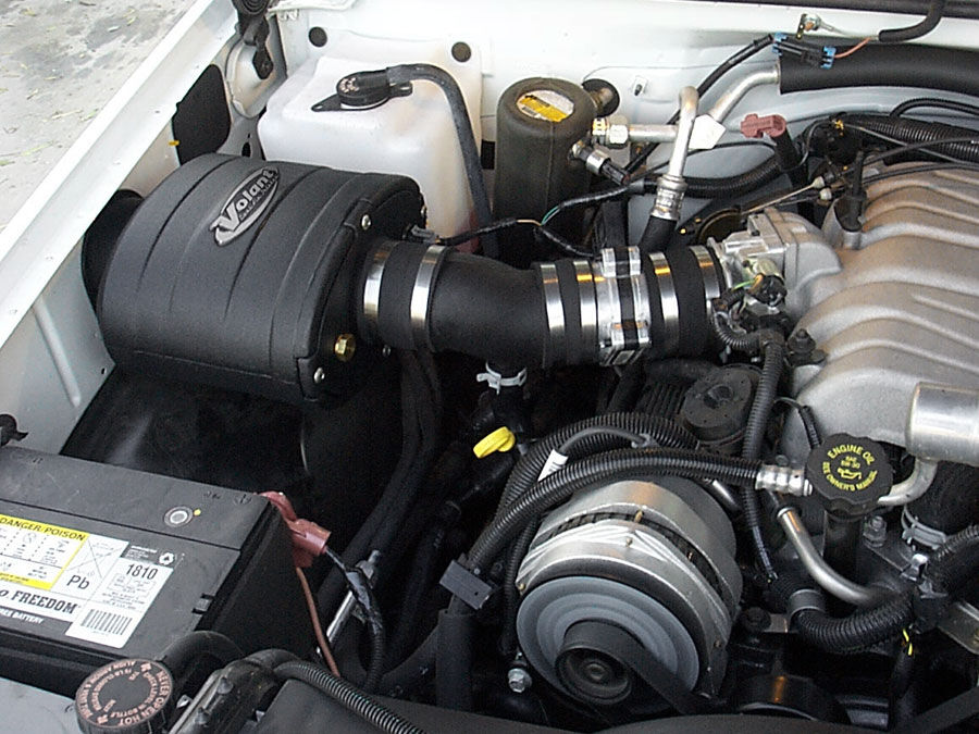 1996-2000 Chevy Suburban 1500 7.4L Volant Cold Air Intake System w/Air-Box