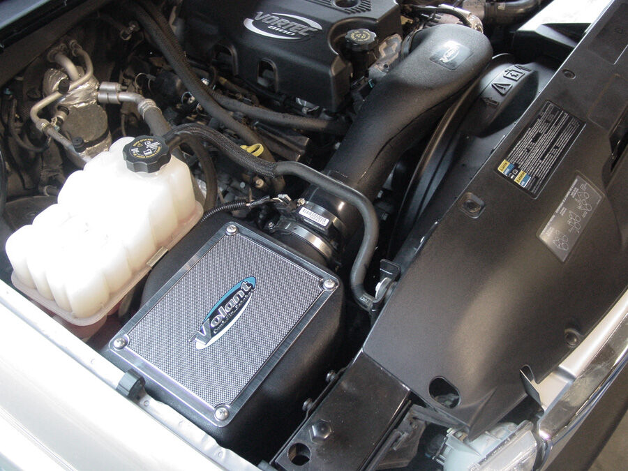 2001-2006 GMC Sierra 2500/3500 HD 8.1L Volant Cold Air Intake System w/Air-Box