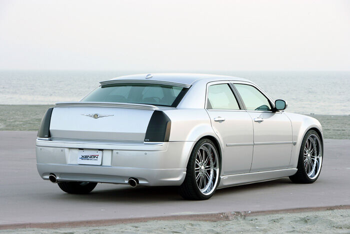 2005-2010 Chrysler 300C Hemi SRT-8 4dr Xenon Urethane Body Kit