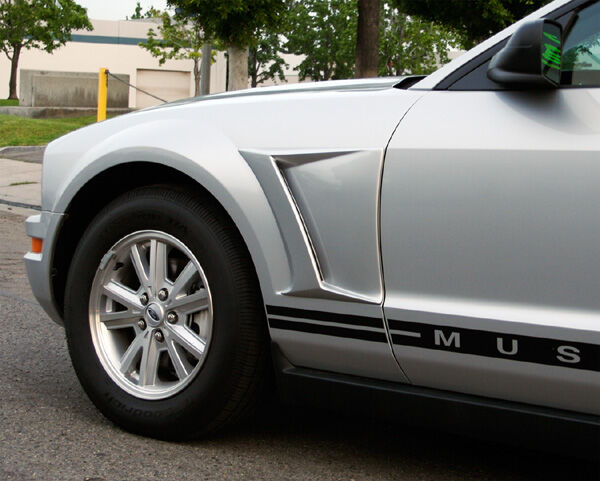 2005-2009 Ford Mustang 2dr Xenon Urethane Front Fender Scoops