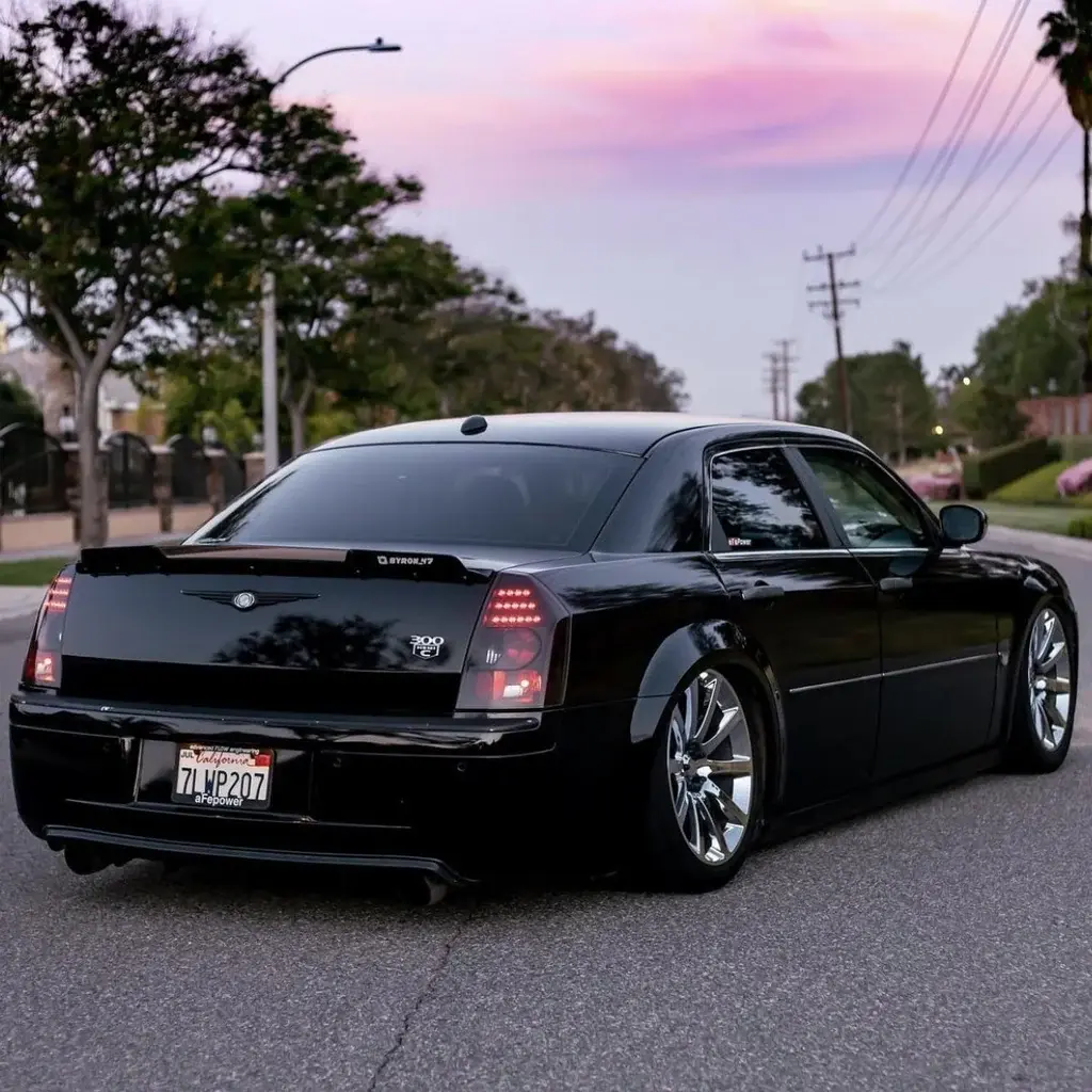 2005-2010 Chrysler 300 Wicker Bill Polished