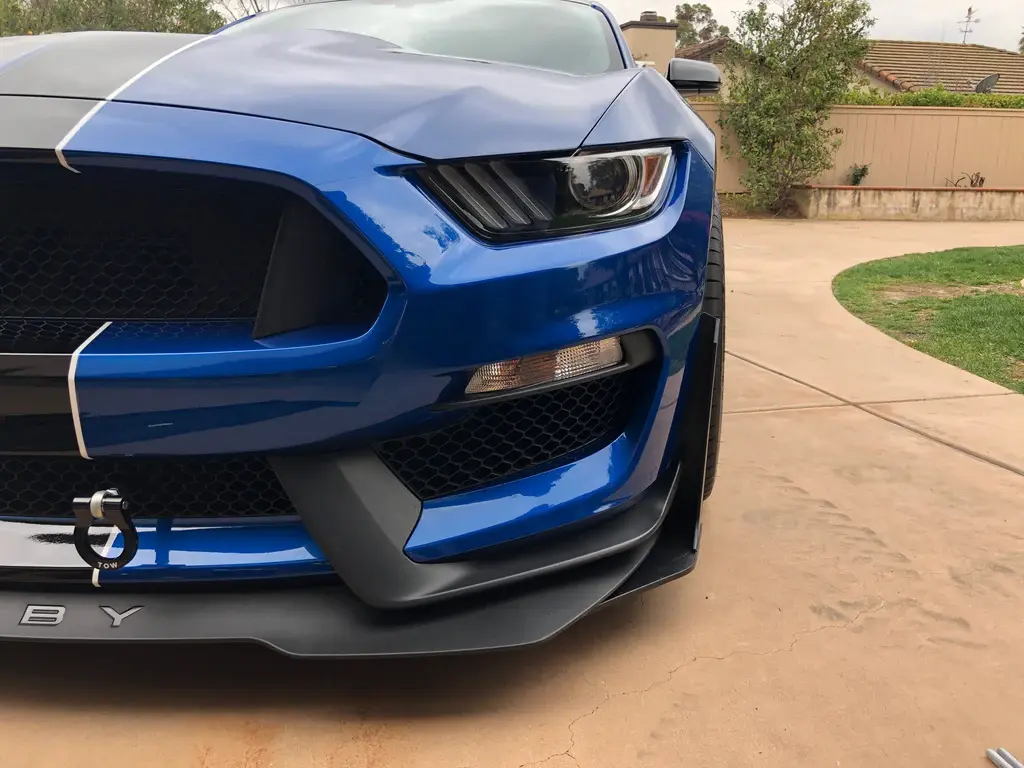 2016-2020 Ford Mustang GT350R GT500-Style Front Splitter Winglet & Fender Extensions - 22155102