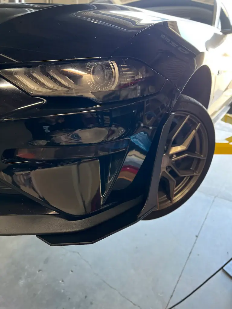 2018-2023 Ford Mustang GT GT500-Style Front Splitter Winglet & Fender Extensions - 22157002