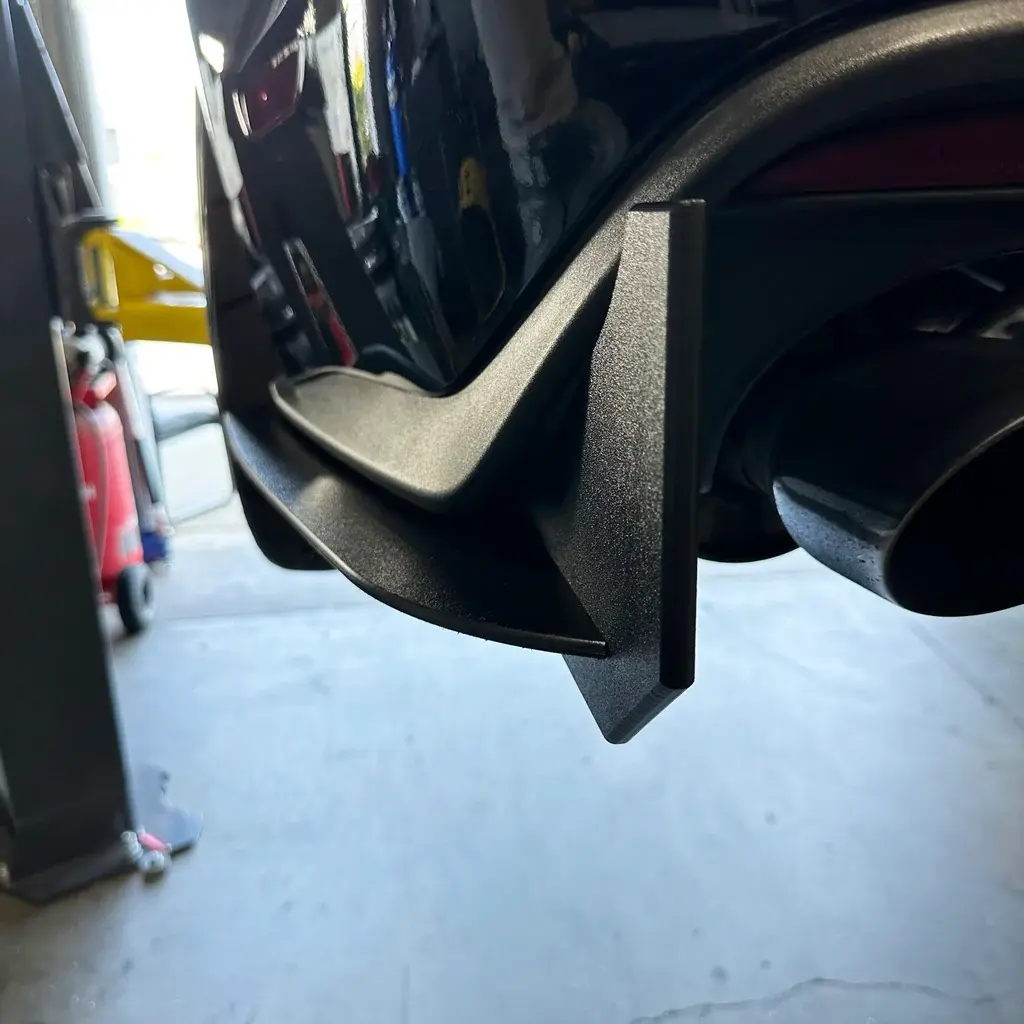 2015-2017 Ford Mustang Side Extensions (Two Side Pieces w/ Fins) - 23155012