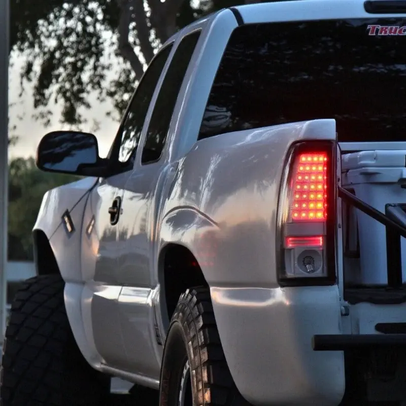 1999-2006 Chevrolet Silverado BedSides Rear Fenders Wide-Body 4.5" Flare 3" Rise for 6.5' Bed - Pair
