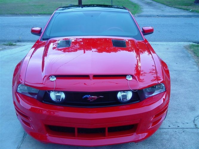 2010-2012 Ford Mustang Venom Fiberglass Dual Functional Ram Air Hood