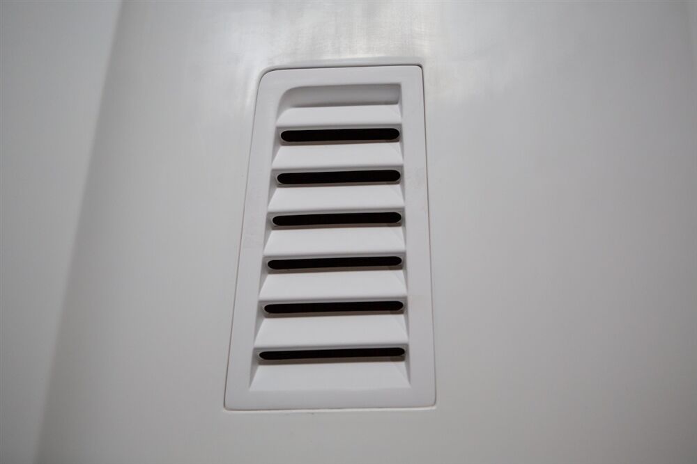 2010-2012 Ford Mustang Venom Fiberglass Dual Functional Ram Air Hood