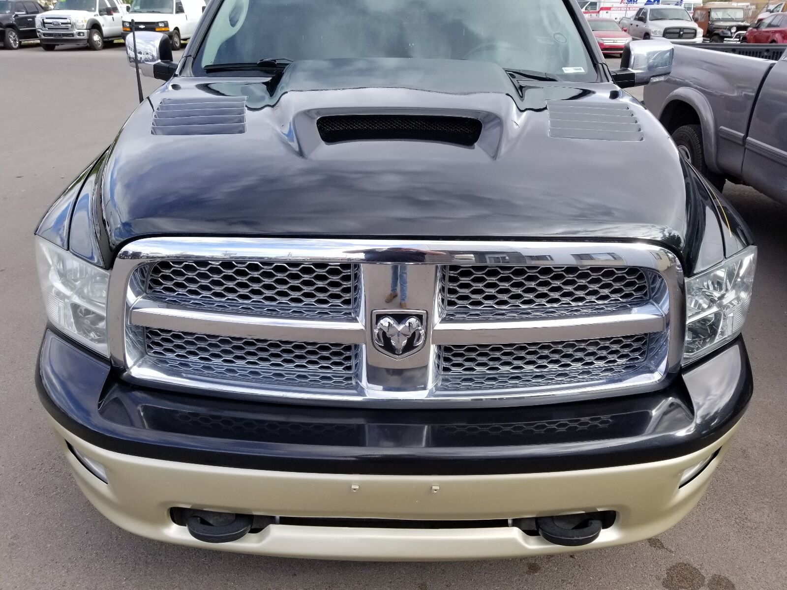 2009-2018 Dodge Ram 1500 SSK Dual-Functional Ram Air Hood Fiberglass
