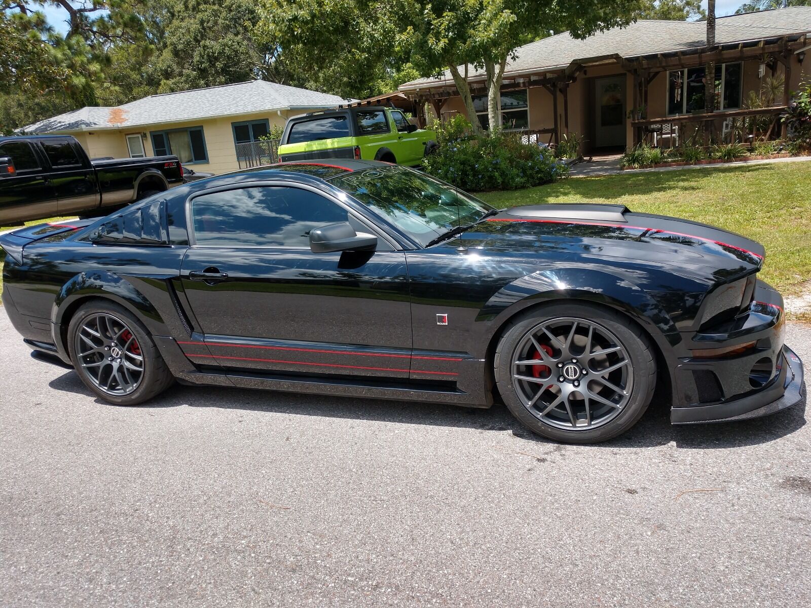 2005-2009 Ford Mustang Roush APR Carbon Fiber Front Splitter With Rods