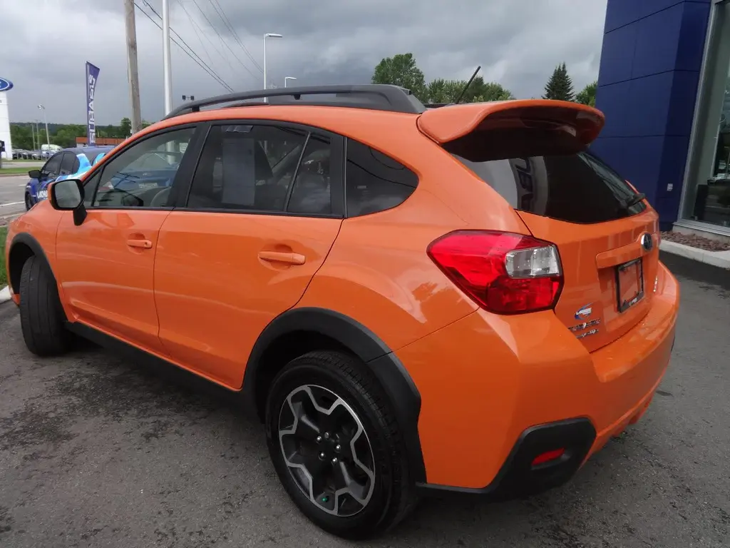 2012-2017 Subaru XV Crosstrek Factory Roof Spoiler Wing