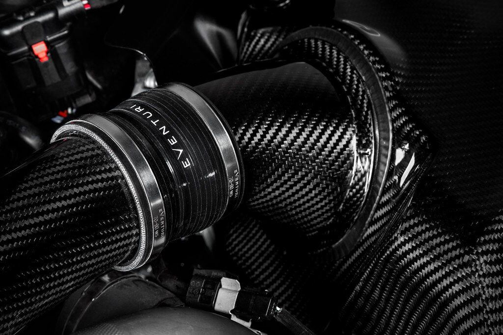 2019-2022 Mercedes Benz A-Class A35 AMG W177 / A250 / C-Class CLA35 C118 Eventuri Black Carbon Air Intake System
