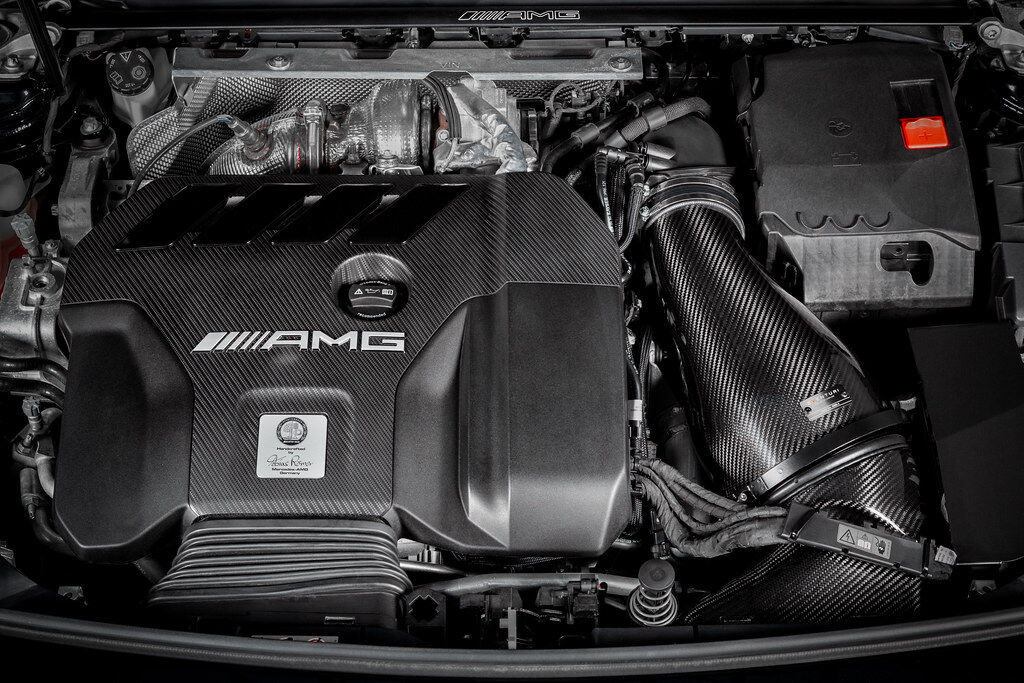 2020-2022 Mercedes Benz A-Class AMG A45/A45S W177 / AMG CLA45/CLA45S C118 Eventuri Black Carbon Air Intake System