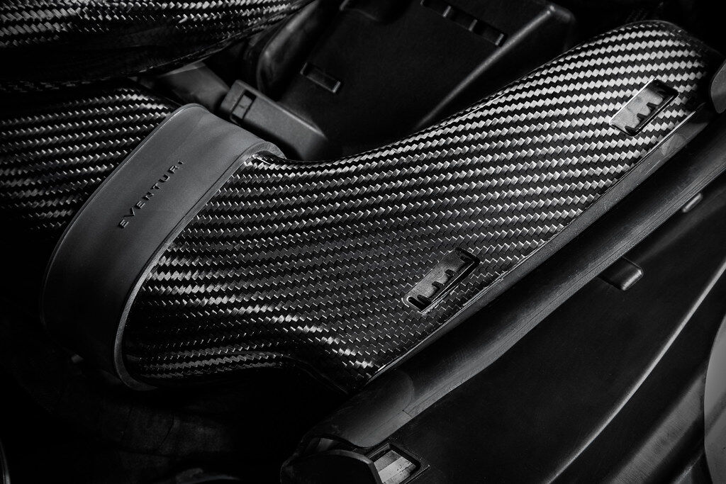 2015-2021 Mercedes Benz C-Class C63/C63S AMG W205/S205/C205/A205 Eventuri Carbon Air Intake System w/ V2 Carbon Ducts