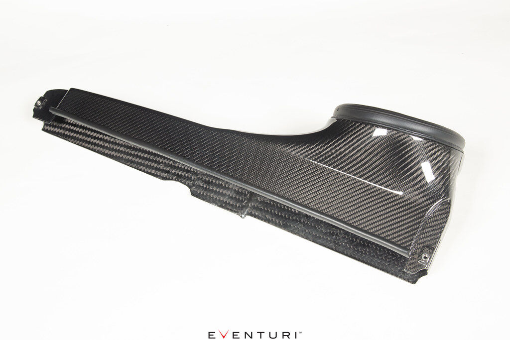 2022-2023 Volkswagen MK8 Golf R Eventuri Black Carbon Air Intake System
