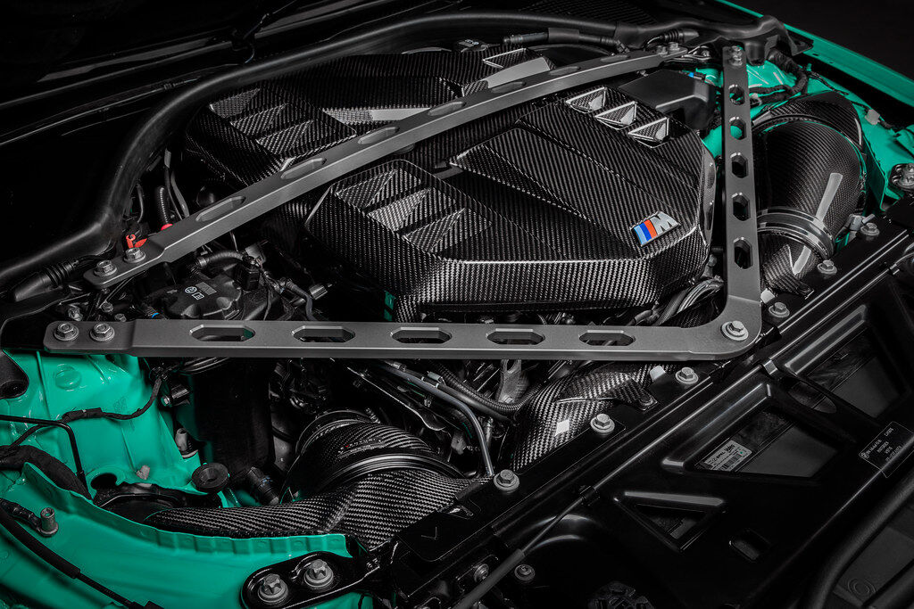 2020-2023 BMW M3 G80/M4 G82 Eventuri Black Carbon Engine Cover - Gloss