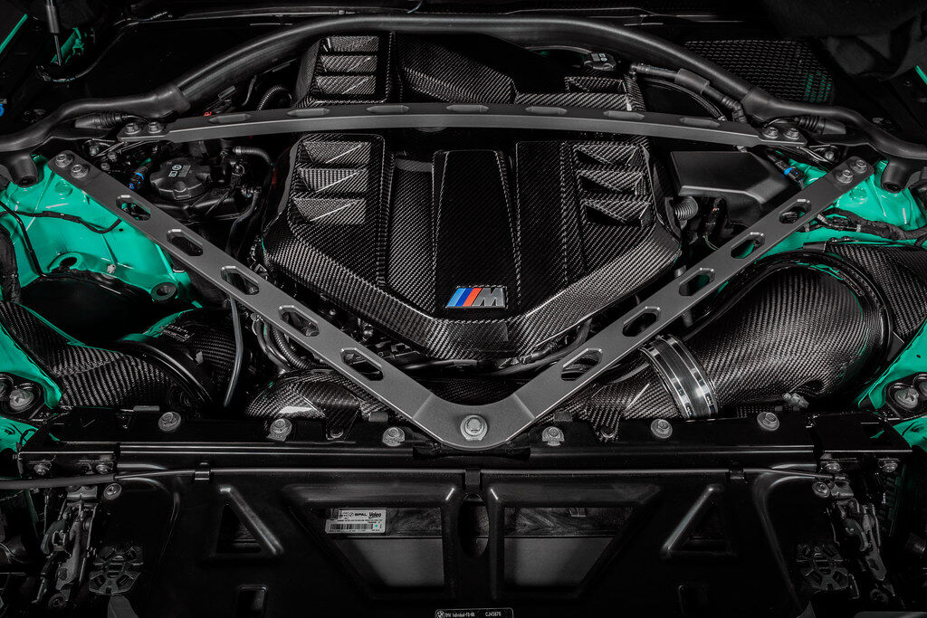 2020-2023 BMW M3 G80/M4 G82 Eventuri Black Carbon Engine Cover - Gloss