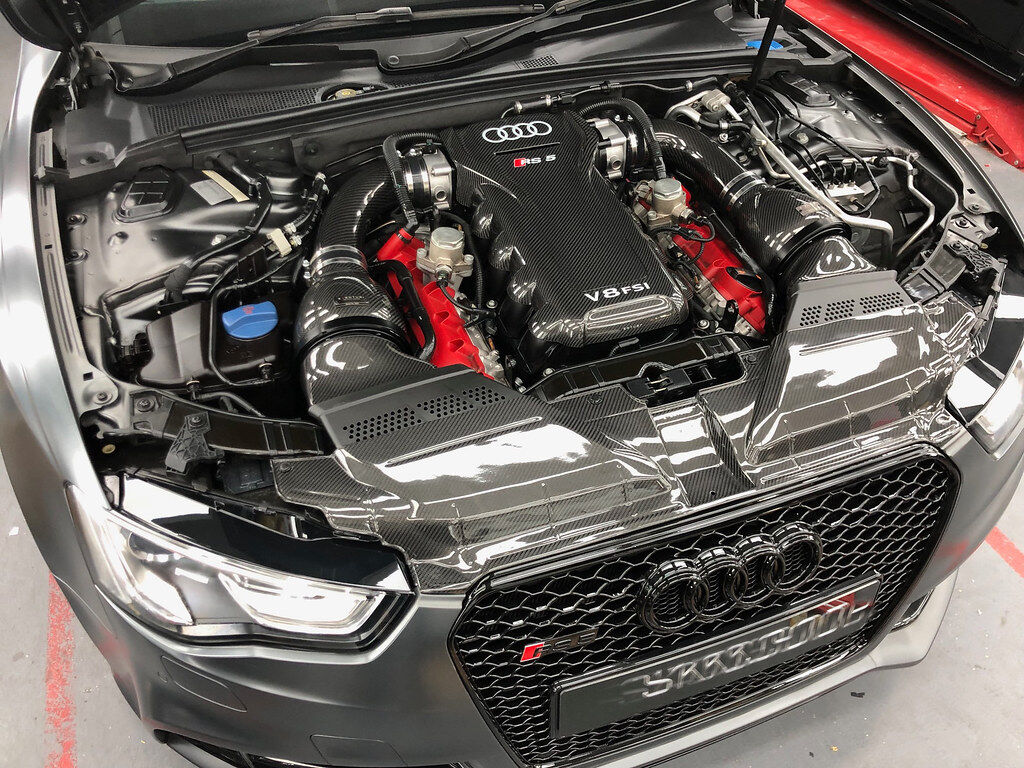 2012-2015 Audi B8 RS5 / 2010-2015 Audi B8 RS4 Eventuri Black Carbon Air Intake System