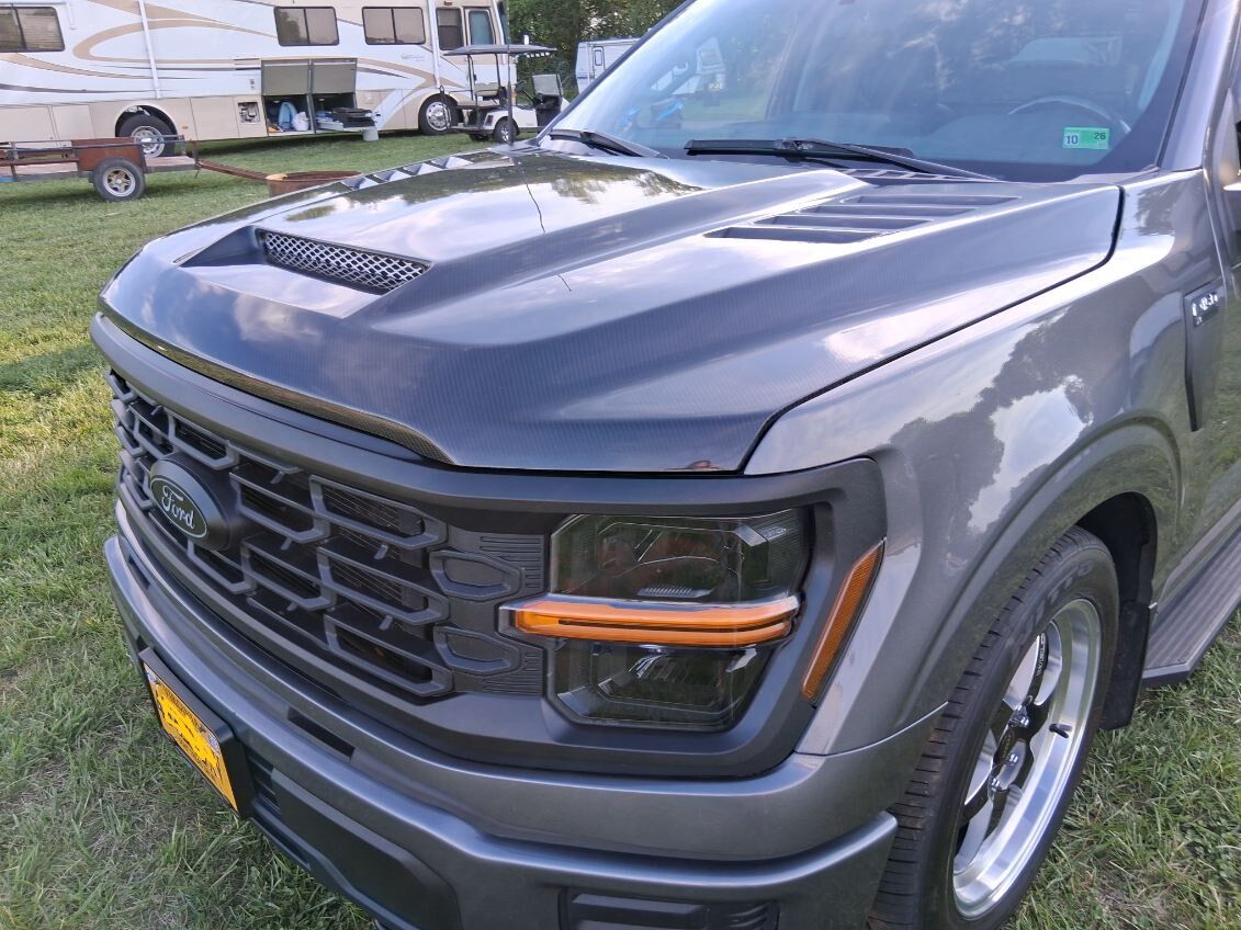 2021-2025 Ford F-150 V1 Ram Air Carbon Fiber Hood Functional