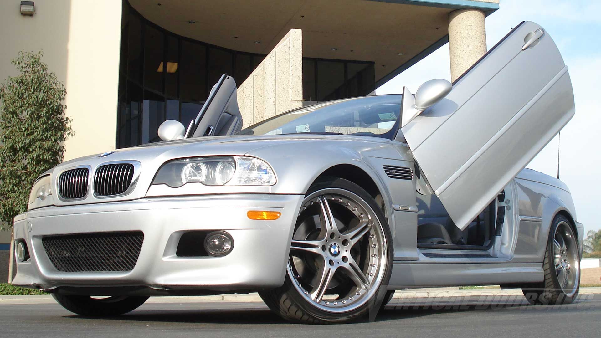 1999-2005 BMW 3-Series E46 Bolt-On Vertical Door Conversion Kit