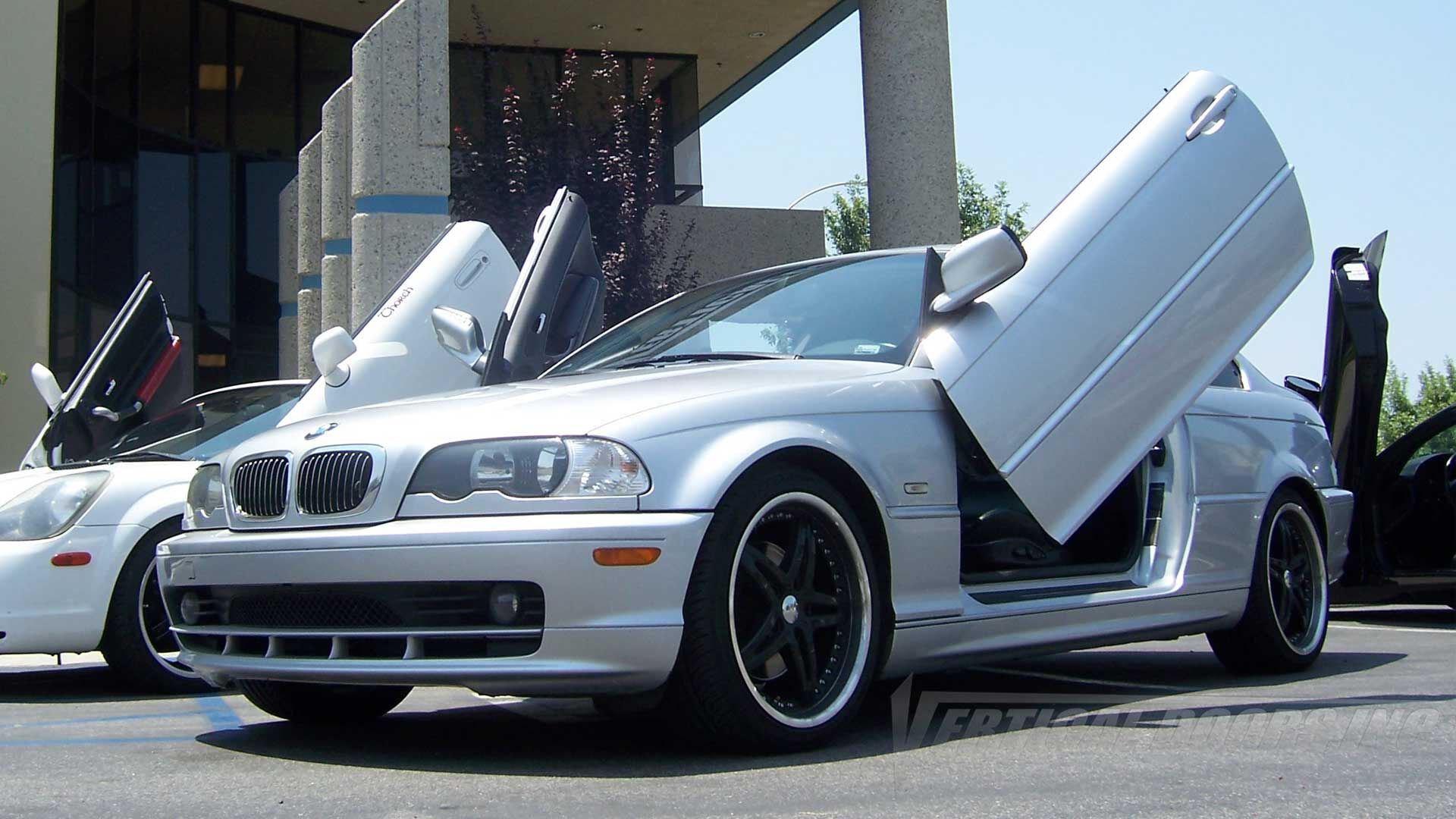1999-2005 BMW 3-Series E46 Bolt-On Vertical Door Conversion Kit