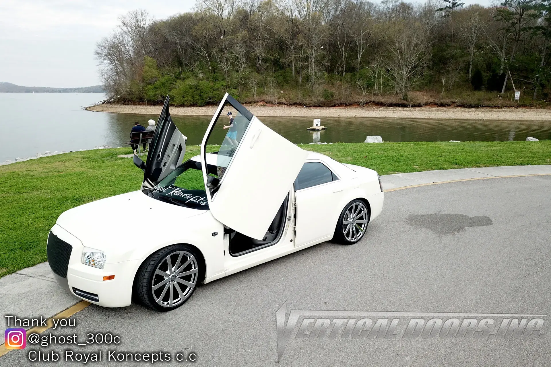 2005-2010 Chrysler 300|300C BoltOn Vertical Door Conversion