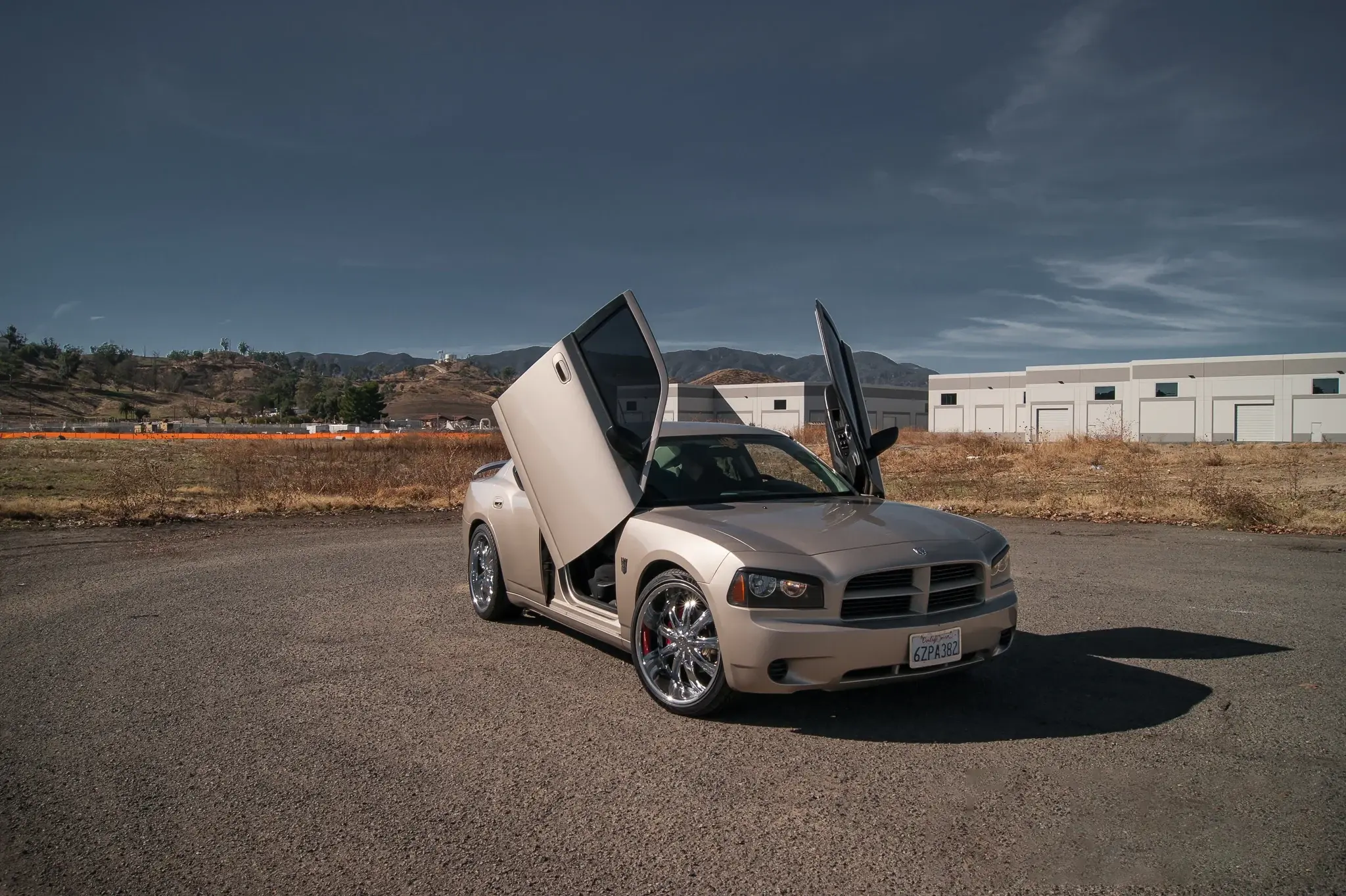 2006-2010 Dodge Charger Bolt-On Vertical Door Conversion Kit - VDI-VDCDC0510