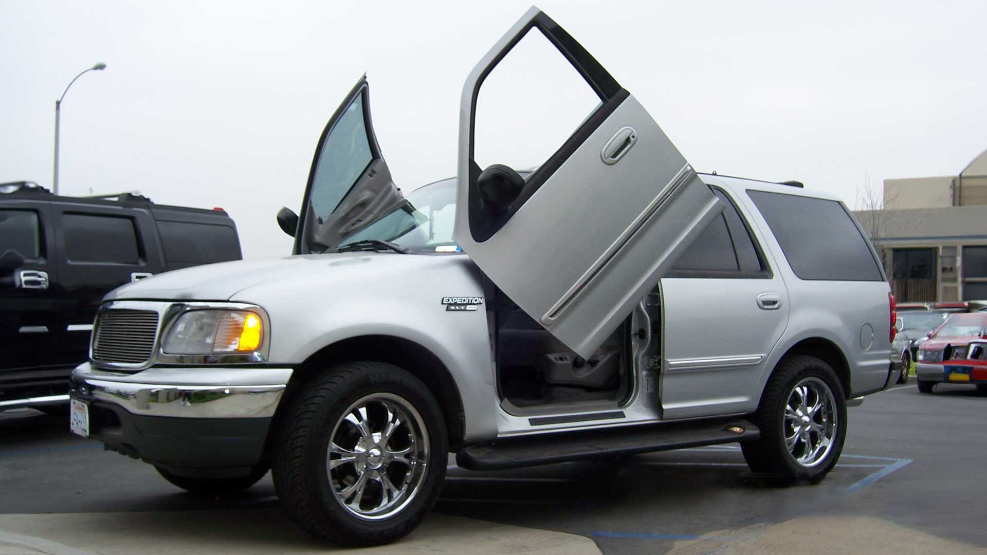 1997-2002 Ford Expedition Bolt-On Vertical Door Conversion - VDI-VDCFE9702