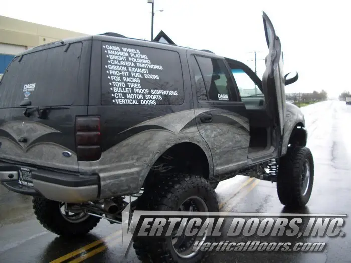 1997-2002 Ford Expedition Bolt-On Vertical Door Conversion