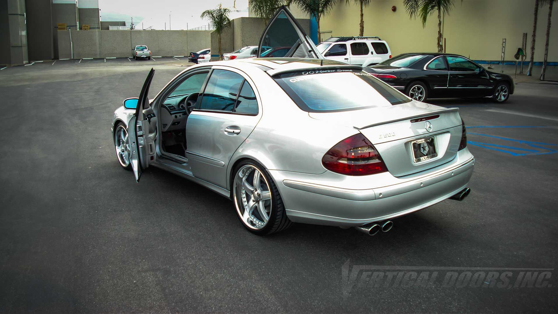 2003-2009 Mercedes E-Class Bolt-On Vertical Door Conversion