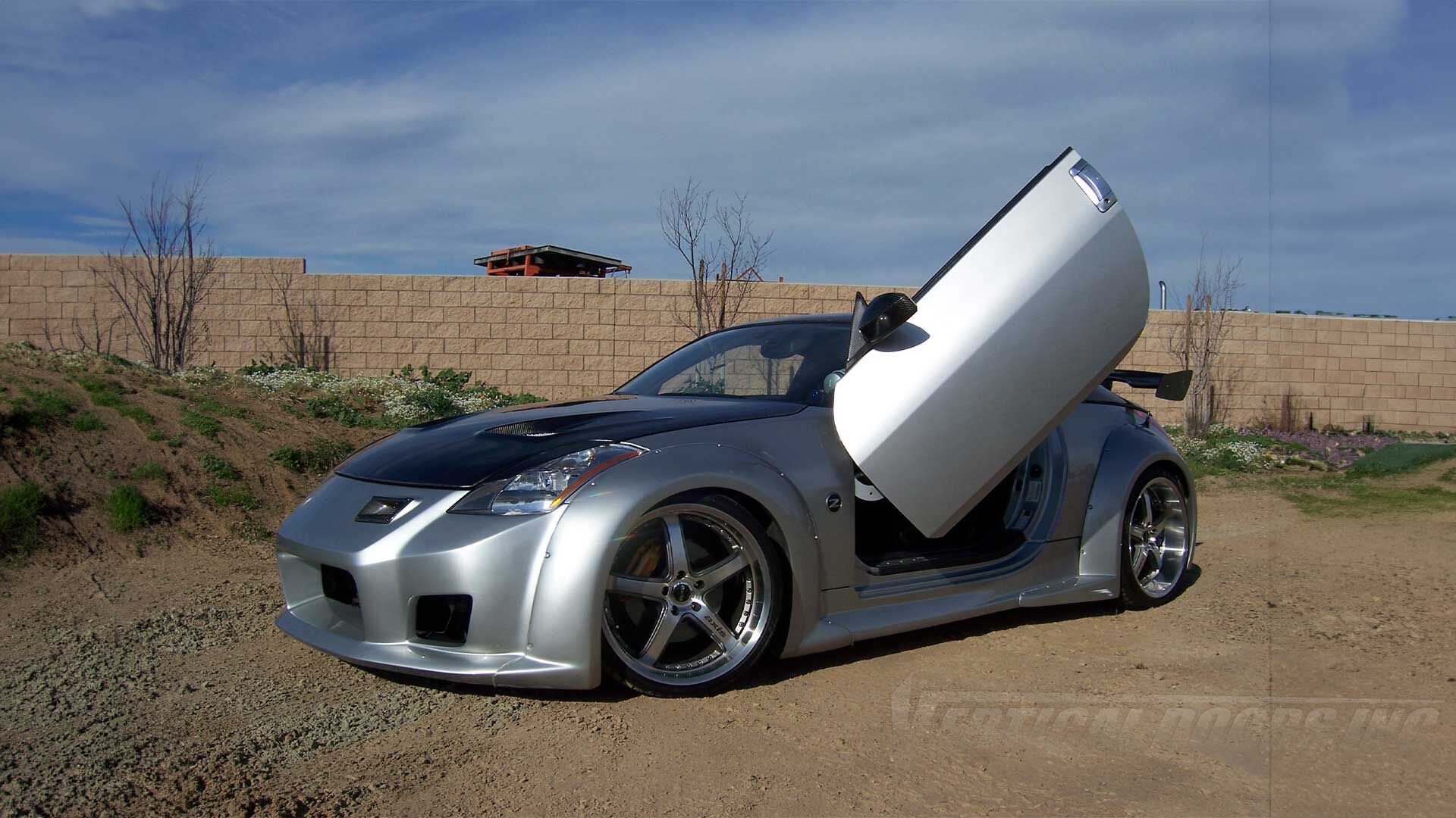 2003-2009 Nissan 350z BoltOn Vertical Lambo Door Conversion