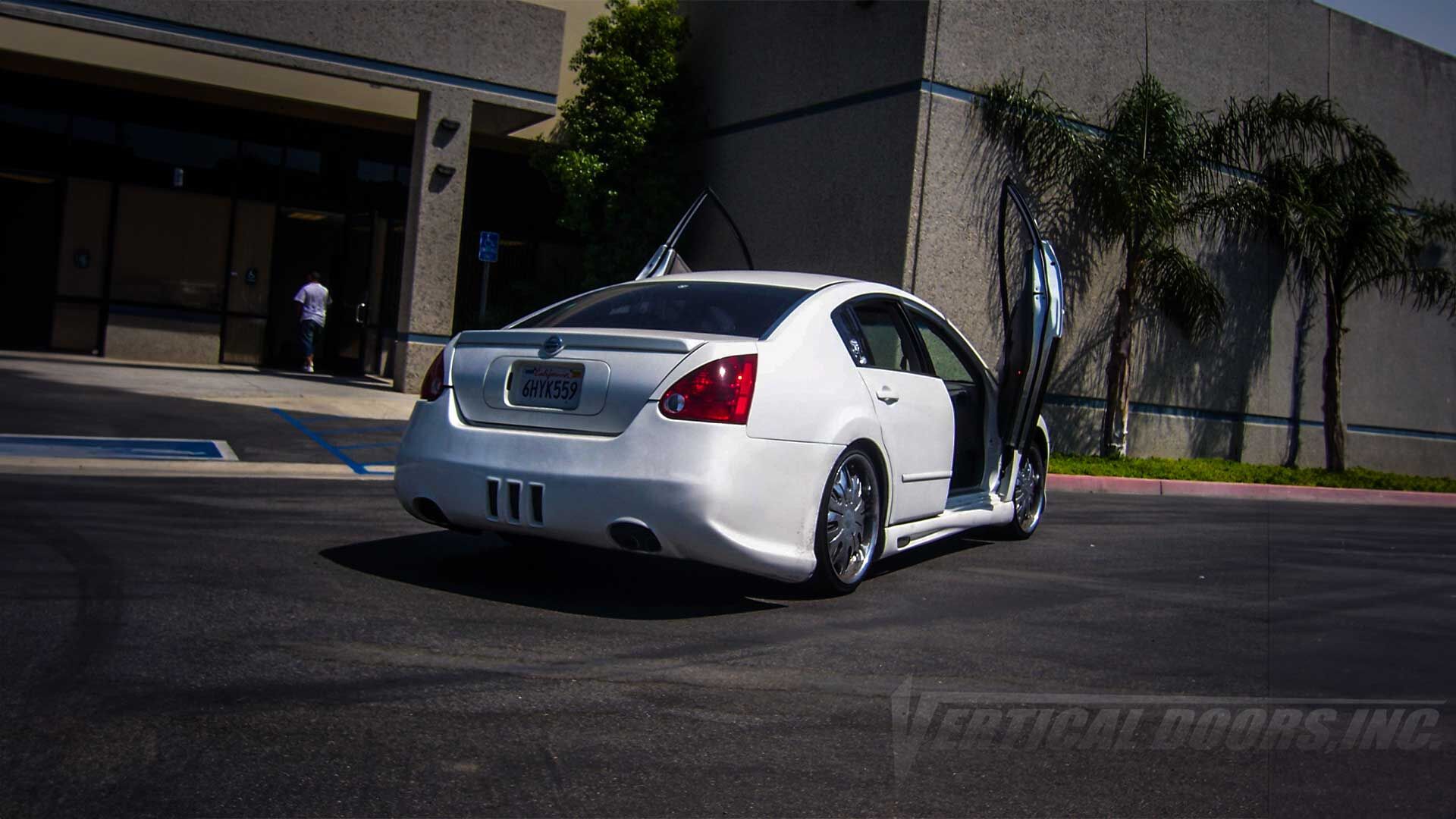2004-2008 Nissan Maxima Bolt-On Vertical Lambo Door Conversion