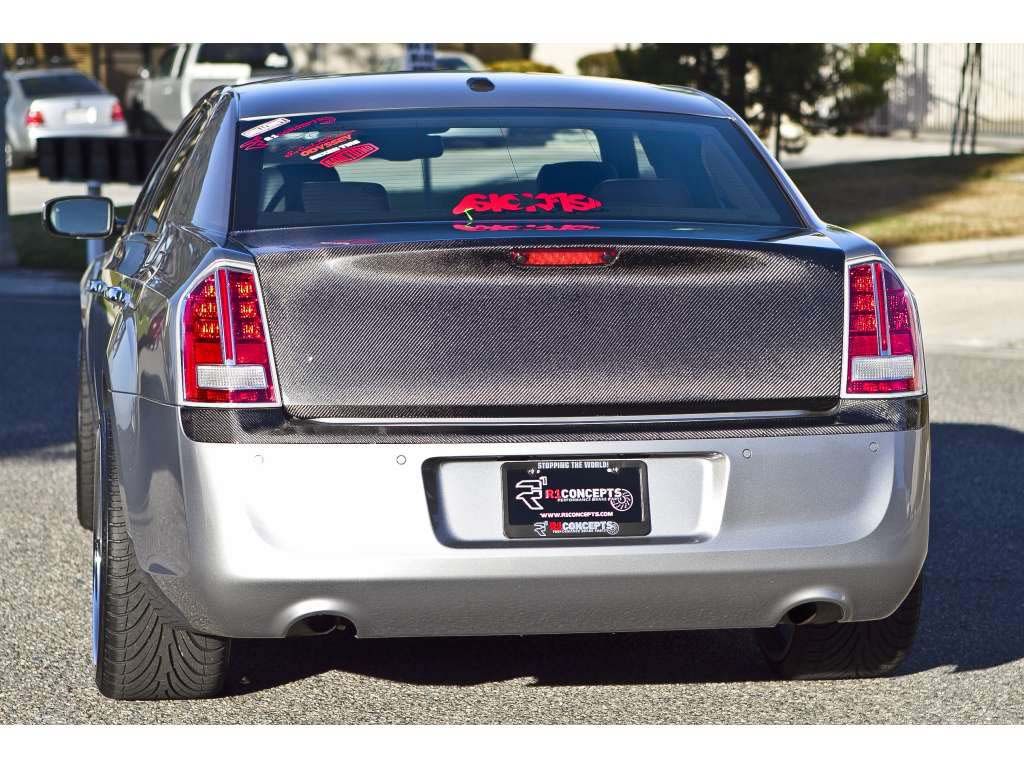 20112013 Chrysler 300/300c Carbon Fiber OEM Trunk TC60021CS5