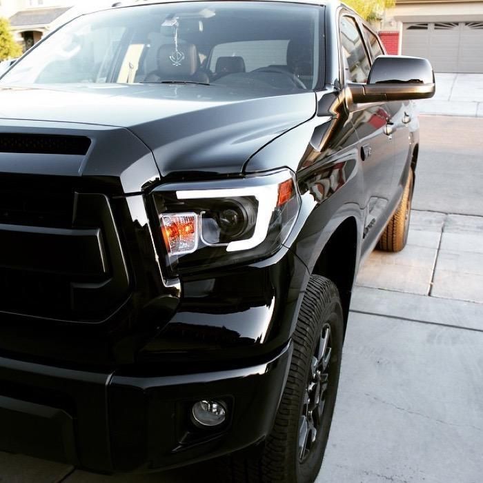 2014-2015 Toyota Tundra DRL Light-Bar Black Projector Headlights-PRO-YD